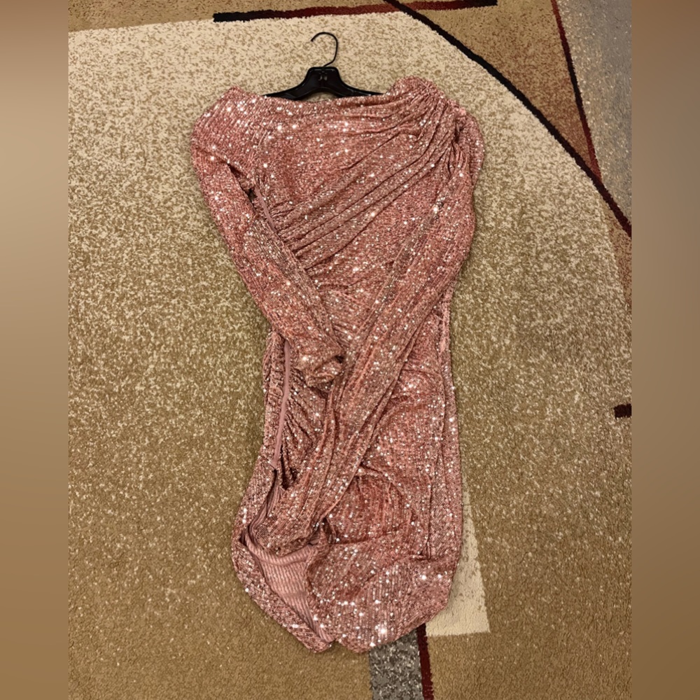 SEQUENCE MODERN DRESS